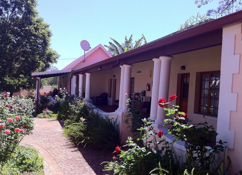 Melvin Residence Guest House Pretoria-Noord Exteriör bild