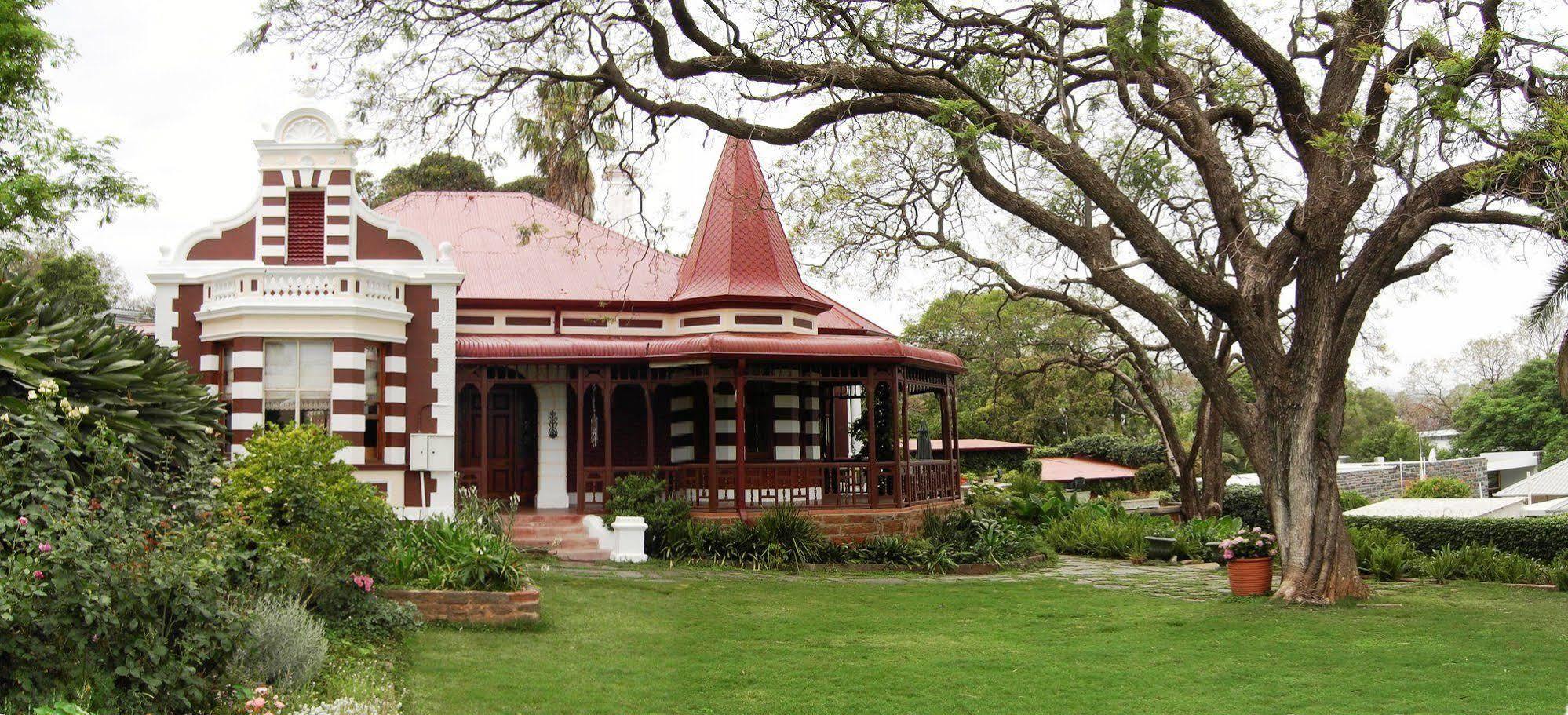 Melvin Residence Guest House Pretoria-Noord Exteriör bild